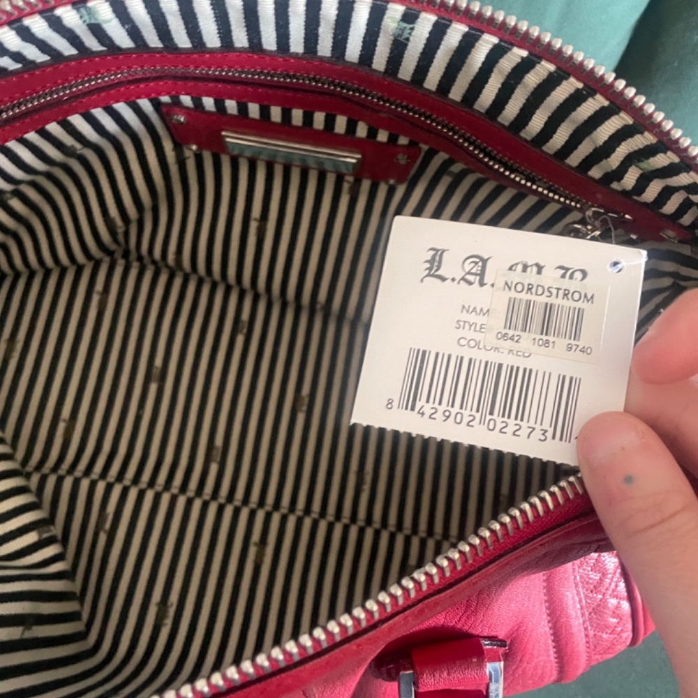 RARE!! L.A.M.B. Gwen Stafani Red purse - Picture 3 of 5